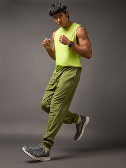 CULT - Pace Up Runners Olive Mens Joggers