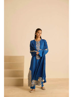 Inej - Blue Straight Kurta with Pant and Dupatta (Set of 3)