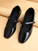 Black color option, Currently selected