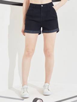 DOLCE CRUDO - Black Solid Denim Shorts