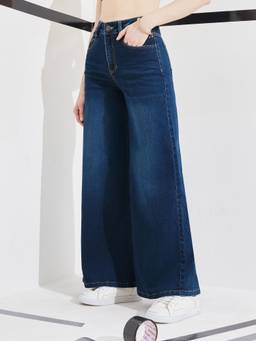 DOLCE CRUDO - Blue Solid Denim Loose Jeans