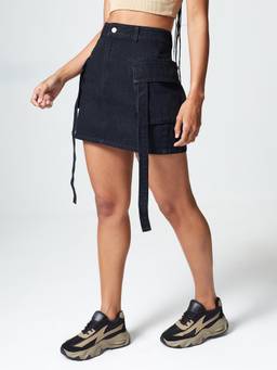 DOLCE CRUDO - Black Solid Denim Straight Skirt