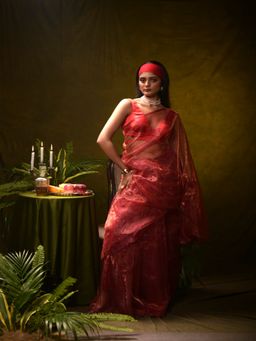 Huts and Looms - Red Solid Organza Saree with Unstitched Blouse