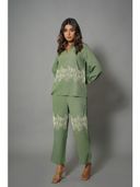 Green color option, Sold out, Currently selected