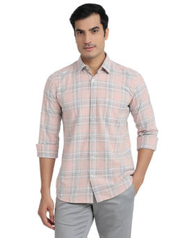 Parx - Slim Fit Checkered Medium Peach Shirt