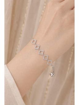 RUHA JEWELS - Sleek Sparkle Diamond Silver Bracelet (Adjustable)