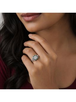 RUHA JEWELS - Silver Emerald Baguette Diamond Ring