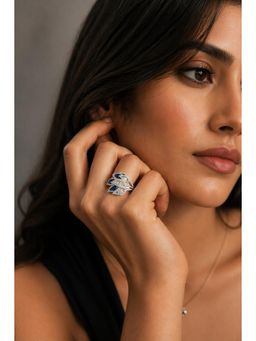 RUHA JEWELS - Aura Sapphire Silver Ring (12)