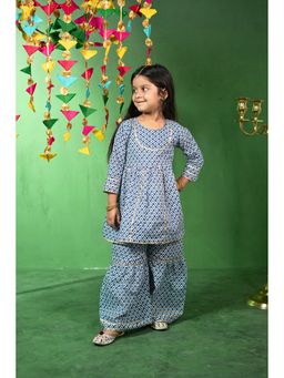 PUDDLE FASHION - Cotton Blue Floral Cholis With Dupatta With Lehenga