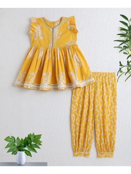The Magic Wand - Girls Yellow Floral Kurti With Pant