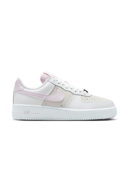 Nike - Womens Air Force 1 '07 SE Sneakers