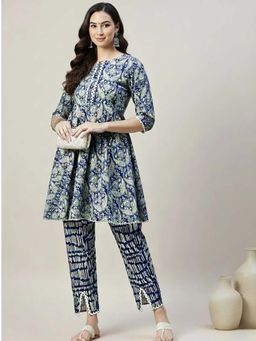 WineRed - Blue Paisley Round Neck Co-Ord Set