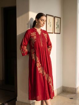 ZUMMER - Red Embroidered Mandarin Neck Dress