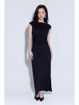 COLOR CAPITAL - Black Solid/Plain Boat Neck Dress