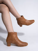 Tan color option, Sold out, Currently selected