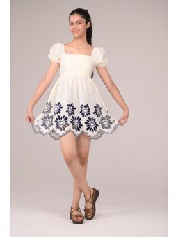 Urban buds - Off White Cotton Half Sleeves Dress