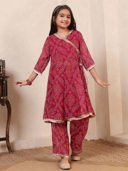 Bugandbees - Girls Magenta Chiffon Full Sleeves Kurta with Pant