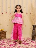 Pink color option, Sold out, Currently selected