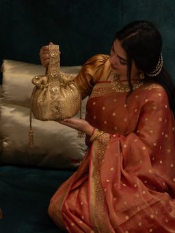 AMYRA - Yari Embroidered Round Potli Bag - Gold