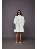 White color option, Sold out, Currently selected