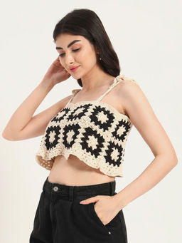 SUGERCANDY - Bloomline Crochet Handmade Beige Crop Top