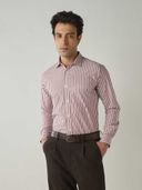 Maroon color option, Currently selected