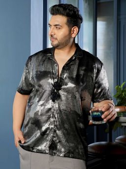 Instafab Plus - Men's Black Abstract Print Half Sleeves Relaxed Fit Party Wear Shirt