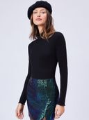 Black color option, Currently selected