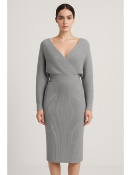 Cider - Knit Solid V-neck Midi Dress