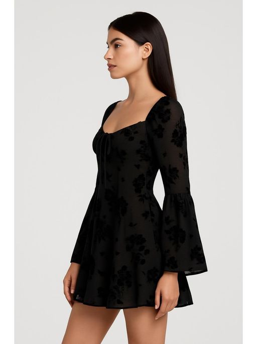 Buy Cider Sweetheart Floral Lace Knotted Mini Dress (XXS) Online