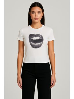 Cider - Round Neckline Mouth Graphic Short Sleeve Tee