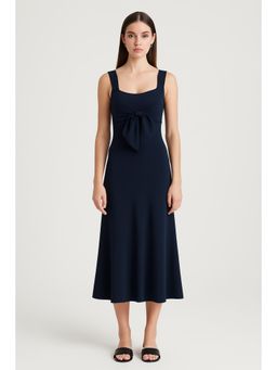 Cider - Scoop Neckline Solid Bowknot Backless Maxi Dress