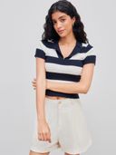 Navy Blue color option, Currently selected
