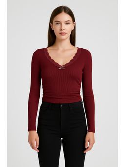 Cider - V-neck Solid Bowknot Lace Ruched Long Sleeve Crop Top