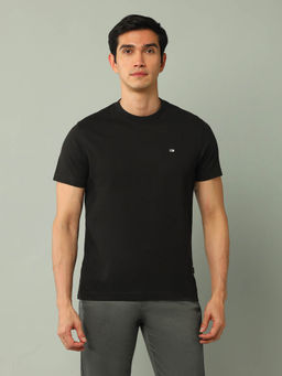 Arrow Sports - Men Textured Black Half Sleeves Round Neck T-Shirt