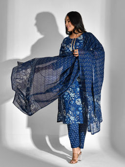 Mokshi - Women Blue Floral Printed Cotton Kurta with Palazzo and Dupatta (Set of 3)