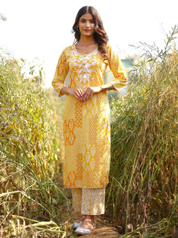 Mokshi - Women Yellow Floral Printed Rayon Kurta with Pant (Set of 2)