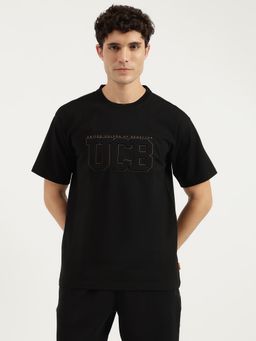 United Colors of Benetton - Men Black Self Design T-Shirt