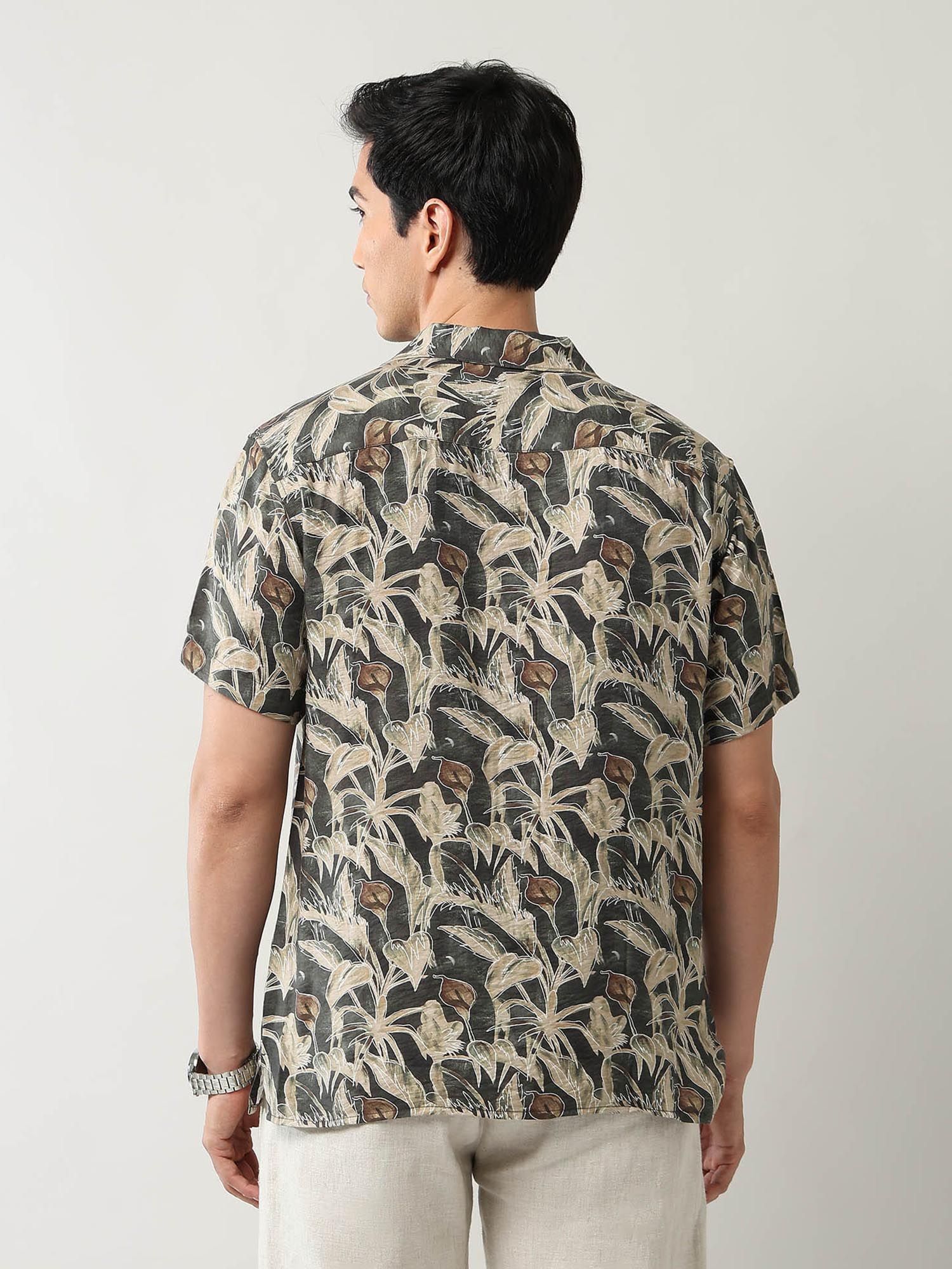 Modern Slim Fit Floral Printed Shirt Olive