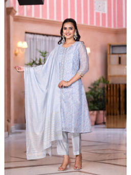 Juniper - Grey Floral Printed Chanderi Kurta with Lace and Buttons (Set of 3)