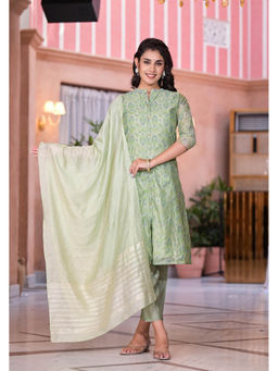 Juniper - Green Floral Printed Chanderi Kurta with Buttons and Sequins (Set of 3)