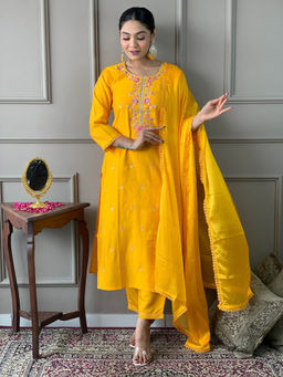 BLACK SCISSOR - Chanderi Viscose Fabric Embroidered Kurta with Bottom and Dupatta (Set of 3)