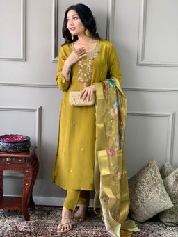 BLACK SCISSOR - Chanderi Viscose Fabric Embroidered Kurta with Bottom and Dupatta (Set of 3)