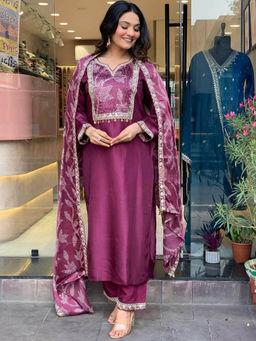 BLACK SCISSOR - Chanderi Viscose Fabric Embroidered Kurta with Bottom and Dupatta (Set of 3)