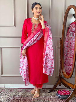 BLACK SCISSOR - Chanderi Viscose Fabric Embroidered Kurta with Bottom and Dupatta (Set of 3)