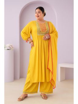 CURVES BY TULSATTVA - Mustard Embroidered Kurta Palazzo With Dupatta