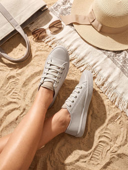 Off Limits - Beige Women SPLASH MODE Sneakers