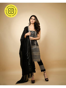 MONK & MEI - Sara Brocade Kurta Pants and Dupatta (Set of 3)