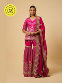 Pink color option, Currently selected