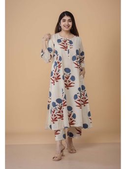 The Indian Ethnic Co. - Alizah White Ajrakh Cotton Jhabba Kali Co-Ord Set